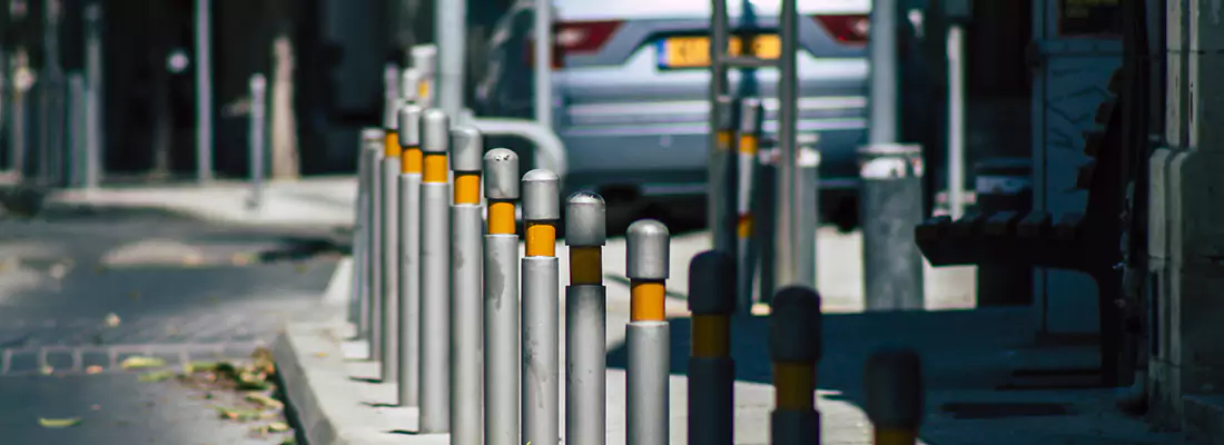 Safe and Convenient Retractable Barrier Column Systems for Properties in The Hammocks, FL